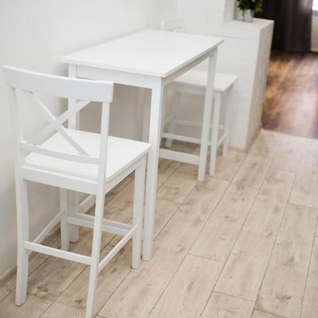 לבוב Modern Apartment מראה חיצוני תמונה