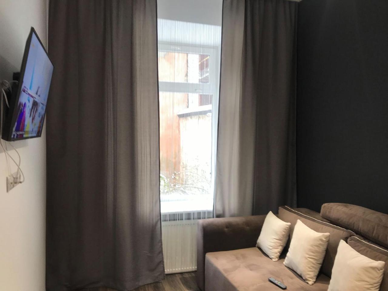 לבוב Modern Apartment מראה חיצוני תמונה